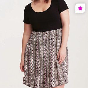 Torrid | Patterned dress w/pockets